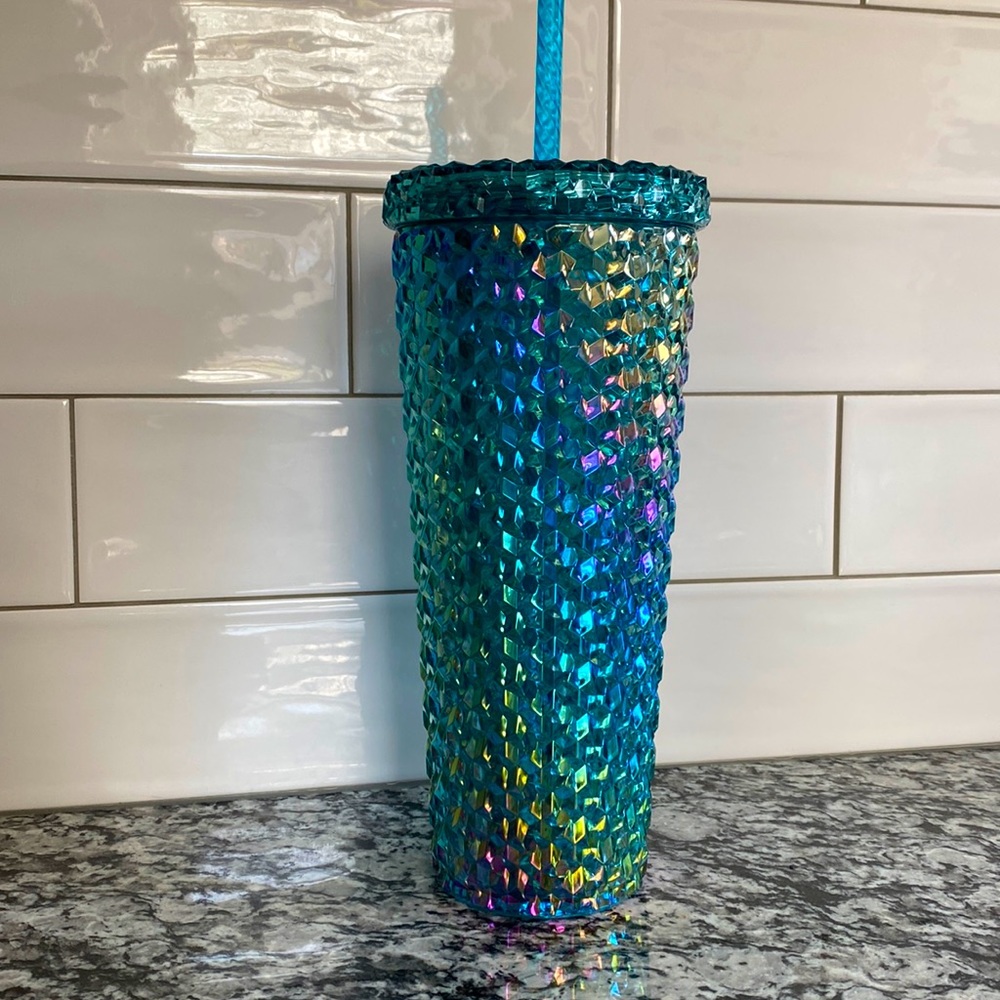 New! Textured Mermaid tumbler - Picture 4 of 6
